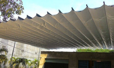 Những điểm cần chú ý khi lắp đặt bạt che nắng mưa khu vực ban công