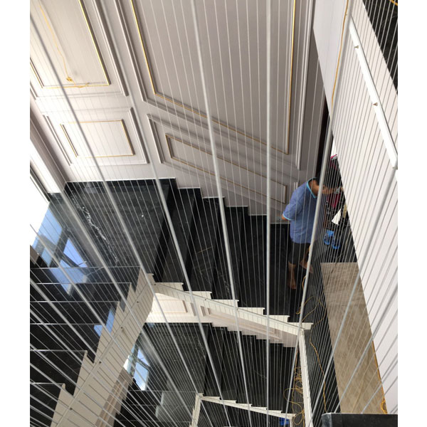 Hệ thống lưới cầu thang